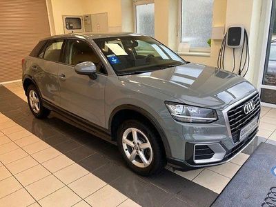 Gebraucht Audi Q2 Design 116 PS (85 kW) 2018 Grau SUV