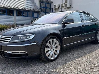Gebraucht VW Phaeton Exclusive 239 PS (175 kW) 2011 Grau Limousine