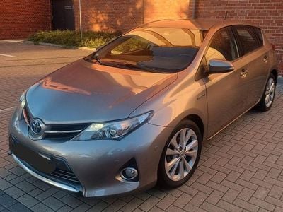 Toyota Auris Hybrid
