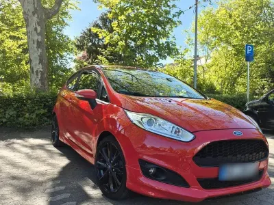Gebraucht Ford Fiesta ST-Line 125 PS (91 kW) 2013 Rot Kleinwagen