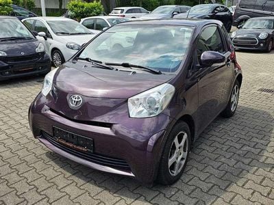 Toyota iQ