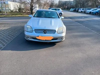 Gebraucht Mercedes SLK230 197 PS (144 kW) 2001 Silber Cabrio