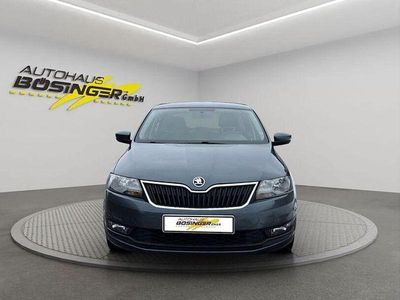 Gebraucht Skoda Rapid 110 PS (80 kW) 2018 Quarzgrau metallic Kleinwagen