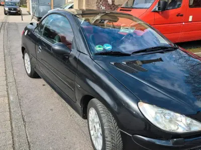 Gebraucht Peugeot 206 110 PS (80 kW) 2004 Schwarz Cabrio