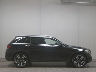 Schwarz Gebraucht 2021 Mercedes GLC220 AMG line SUV | 28.480 € (Guter Preis)