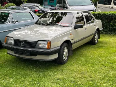 Gebraucht Opel Ascona 75 PS (55 kW) 1982 Beige Limousine