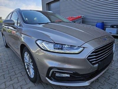 Second-hand Ford Mondeo Titanium 140 CP (102 kW) 2021 Argintiu Berlinǎ