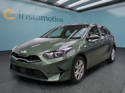 Używany Kia Ceed 140 KM (102 kW) 2025 Zielony Hatchback