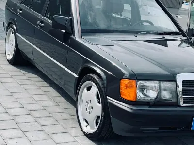 Gebraucht Mercedes 190 235 PS (172 kW) 1993 Schwarz Limousine