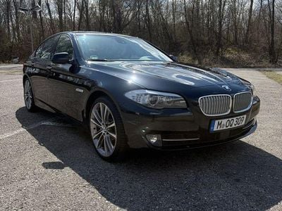 Usata BMW 550 Performance 408 CV (300 kW) 2010 Nero Berlina