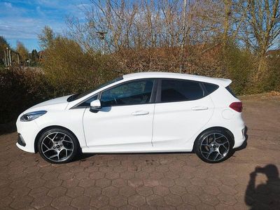Gebraucht Ford Fiesta ST 200 PS (147 kW) 2019 Weiß Kleinwagen