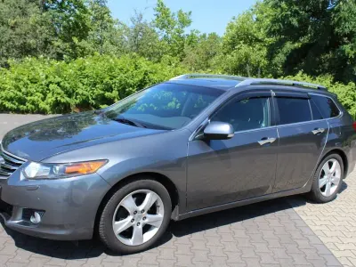 Gebraucht Honda Accord Elegance 150 PS (110 kW) 2008 Grau Kombi