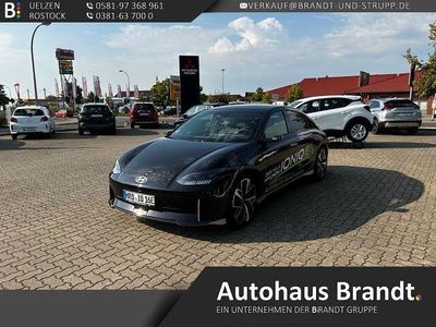 Gebraucht Hyundai Ioniq 6 Dynamiq 167 kW (228 PS) 2023 Biophillic blue pearl / mic (blau) Limousine