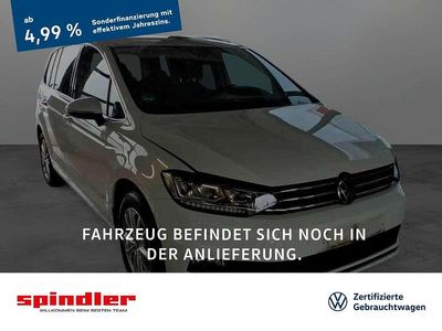 Weiß Gebraucht 2023 VW Touran Highline Van / Kleinbus | 29.990 € (Fairer Preis)