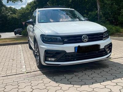 Weiß Gebraucht 2018 VW Tiguan Allspace R-line SUV | 32.200 € (Teuer)