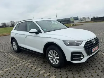 Używany Audi Q5 Basis 204 KM (150 kW) 2022 Biały SUV