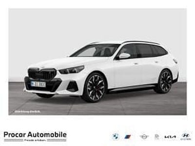 Neu BMW i5 M Sport 289 kW (394 PS) 2026 Weiß (alpinweiß uni) Kombi