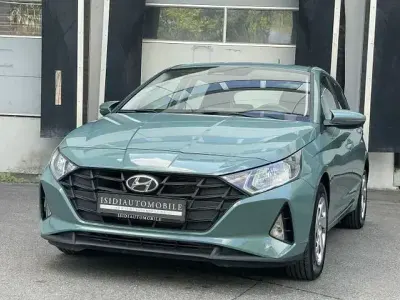 Gebraucht Hyundai i20 Select 84 PS (61 kW) 2023 Grün Kleinwagen