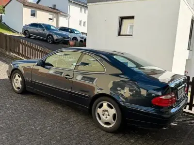 Gebraucht Mercedes CLK200 Elegance 136 PS (100 kW) 2000 Blau Coupé