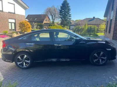 Gebraucht Honda Civic Executive 182 PS (133 kW) 2017 Schwarz Limousine