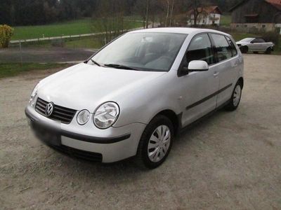 Gebraucht VW Polo 54 PS (39 kW) 2003 Silber Kleinwagen