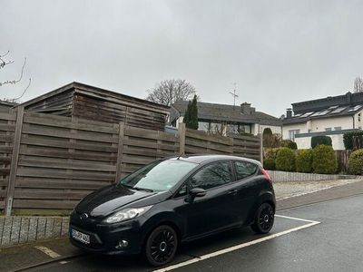 gebraucht Ford Fiesta 1,25 16V mit 1 Jahr TÜV, Inspektion, sehr sparsam