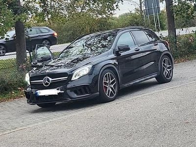 Mercedes GLA45 AMG