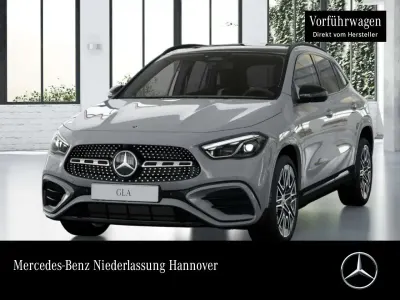 Gebraucht Mercedes GLA200 AMG 163 PS (119 kW) 2026 Manufaktur alpingrau SUV