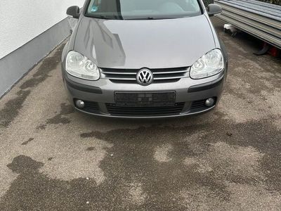 VW Golf V