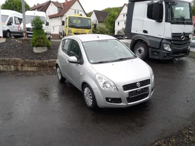 Gebraucht Suzuki Splash Club 94 PS (69 kW) 2010 Silber Kleinwagen