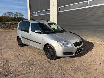 Używany Skoda Roomster Plus Edition 86 KM (63 kW) 2009 Srebrny Minivan