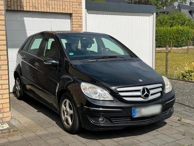 Mercedes B150