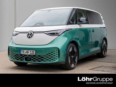 Gebraucht VW ID. Buzz Pro 210 kW (286 PS) 2025 Candyweiß/bay leaf green m... Van / Kleinbus