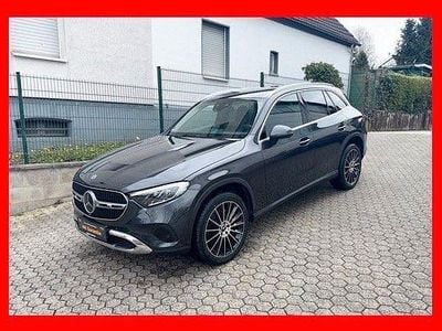 Gebraucht Mercedes GLC220 Sport 197 PS (144 kW) 2023 Grau SUV