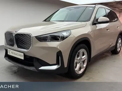 Neu BMW iX1 150 kW (204 PS) 2026 SUV