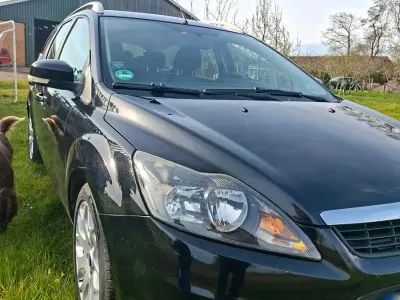 Gebraucht Ford Focus 109 PS (80 kW) 2009 Schwarz Kombi