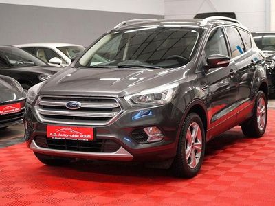 Grau Gebraucht 2018 Ford Kuga Cool & Connect SUV | 11.950 € (Guter Preis)