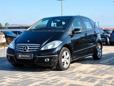 Gebraucht Mercedes A180 109 PS (80 kW) 2012 Schwarz Kleinwagen