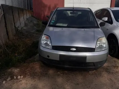 Brugt Ford Fiesta 80 HK (58 kW) 2003 Grå Hatchback