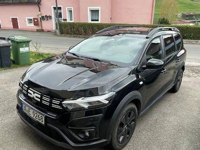 Second-hand Dacia Jogger Expression 110 CP (80 kW) 2024 Negru Monovolum