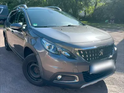 Gebraucht Peugeot 2008 Allure 110 PS (80 kW) 2017 Grau SUV