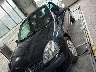 Brugt Renault Clio II Authentique 75 HK (55 kW) 2004 Grøn Sedan