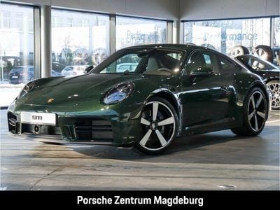 Neu Porsche 911 Carrera Chrono 394 PS (289 kW) 2026 Gruen Coupé