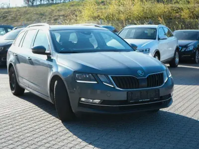 Gebraucht Skoda Octavia SportLine 150 PS (110 kW) 2018 Grau Limousine