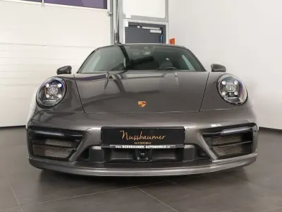 Gebraucht Porsche 911 Carrera 4 385 PS (283 kW) 2023 Achtgrau Coupé