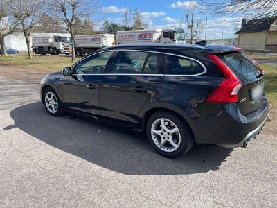 Usata Volvo V60 R-Design 163 CV (119 kW) 2011 Nero Station wagon
