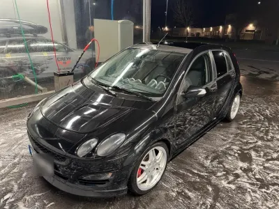 Usado Smart ForFour Brabus 177 HP (130 kW) 2005 Preto Citadino