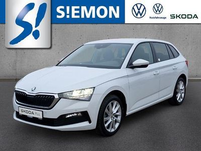 Weiss Gebraucht 2023 Skoda Scala Style Kleinwagen | 23.730 € (Etwas zu teuer)