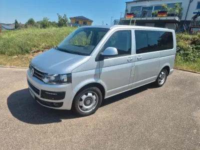 Gebraucht VW Caravelle 179 PS (131 kW) 2012 Grau Van