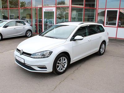 Gebraucht VW Golf VII Comfortline 116 PS (85 kW) 2020 Weiß Kombi